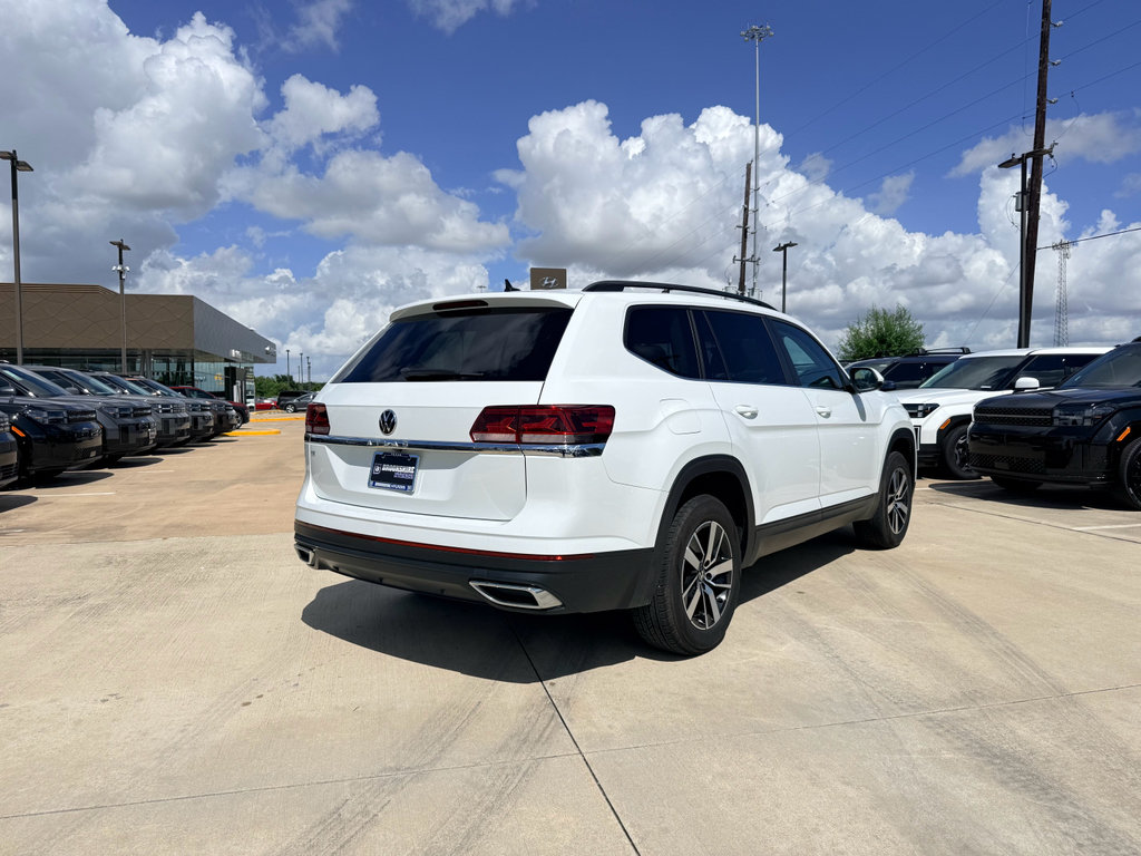 Used 2022 Volkswagen Atlas SE FWD image 6