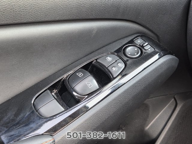 Used 2025 Nissan Altima 2.5 SR FWD image 31