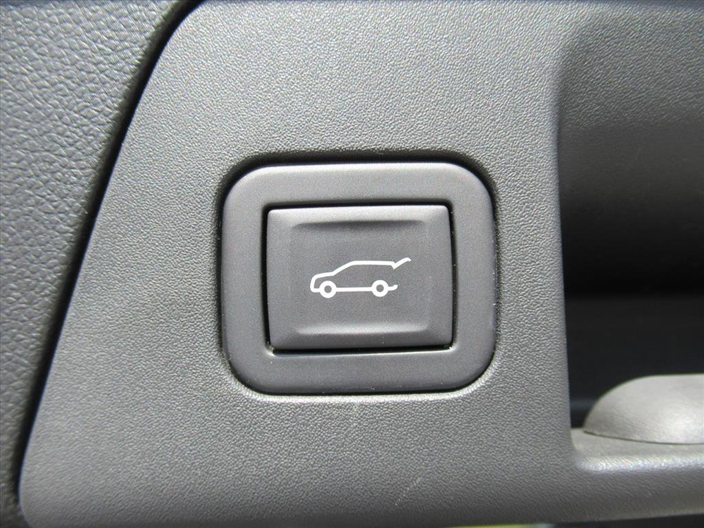 Used 2023 Buick Envision Avenir image 39