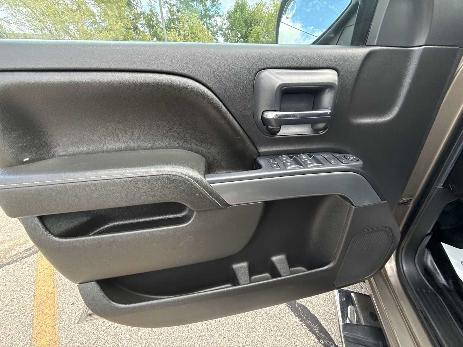 Used 2015 Chevrolet Silverado 1500 LT w/ All Star Edition AWD/4WD image 20
