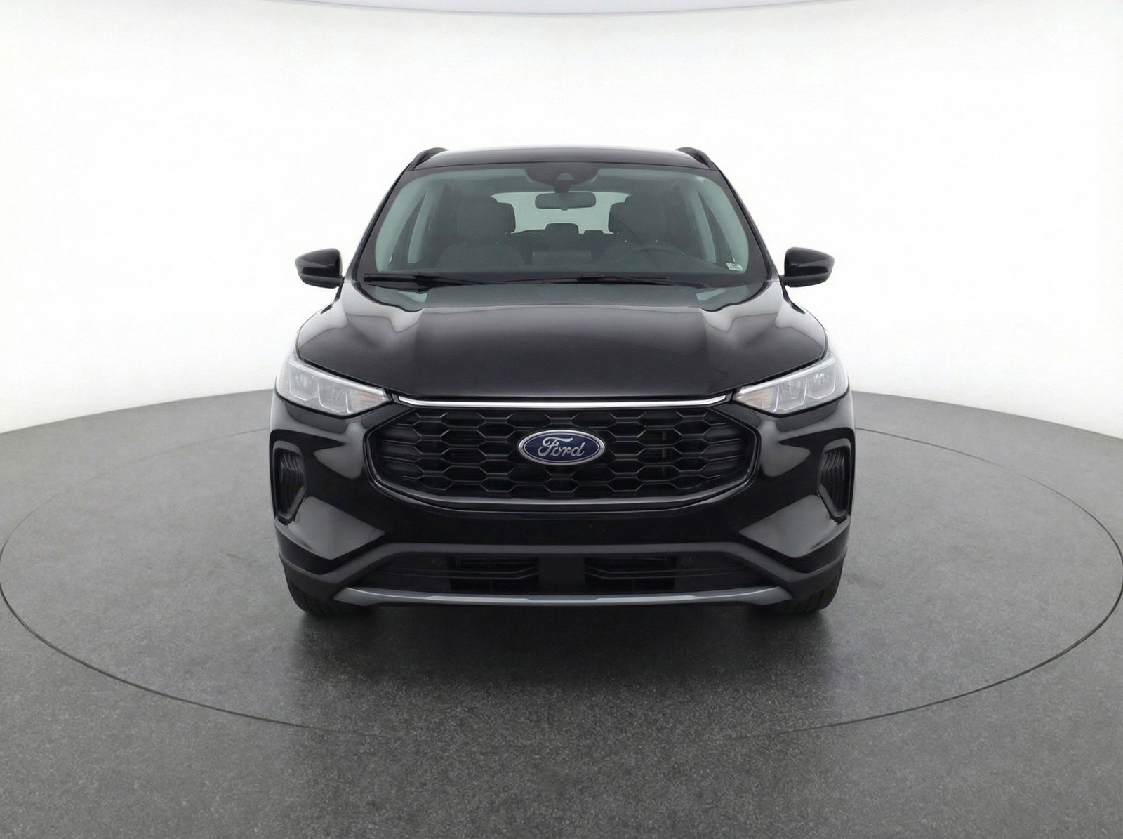 Used 2025 Ford Escape ST-Line image 2