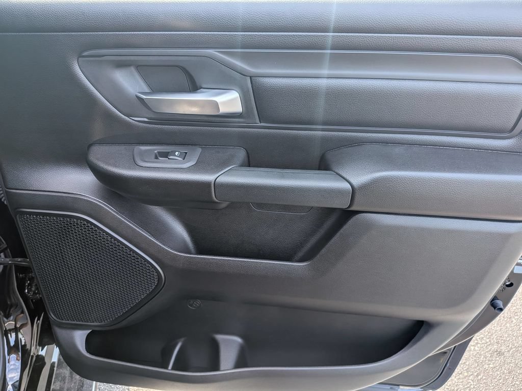New 2026 RAM 1500 Express AWD/4WD image 26
