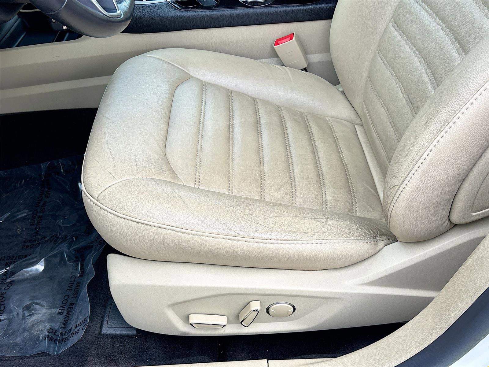 Used 2015 Ford Fusion SE w/ Equipment Group 502A image 18