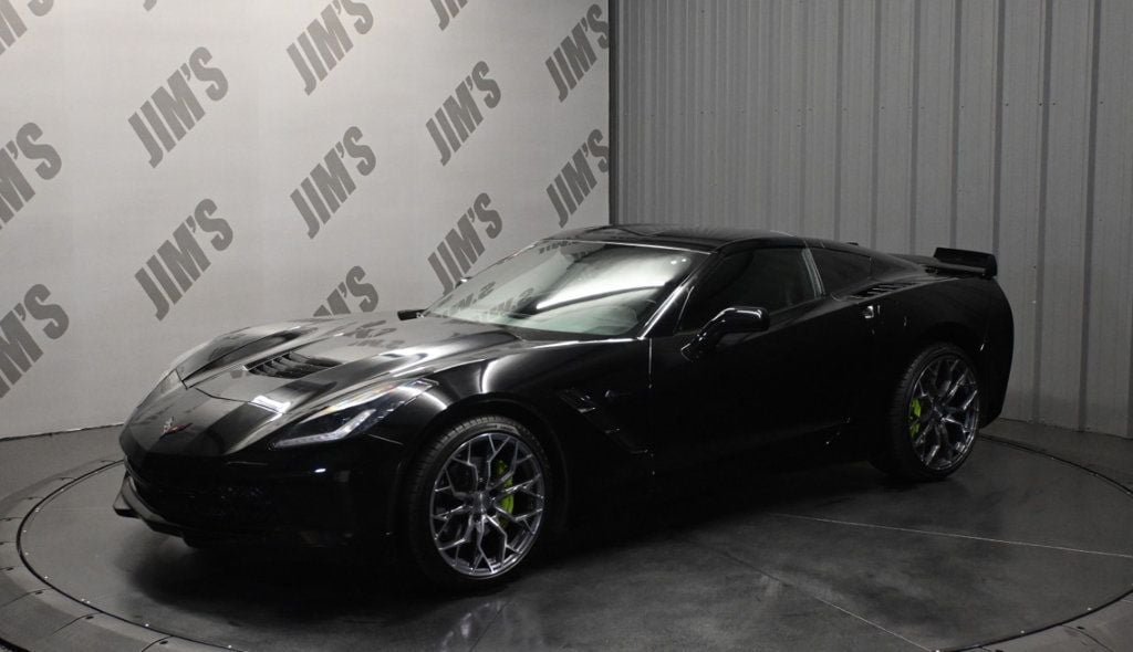 Used 2019 Chevrolet Corvette Stingray Coupe w/ Carbon Flash Badge Package