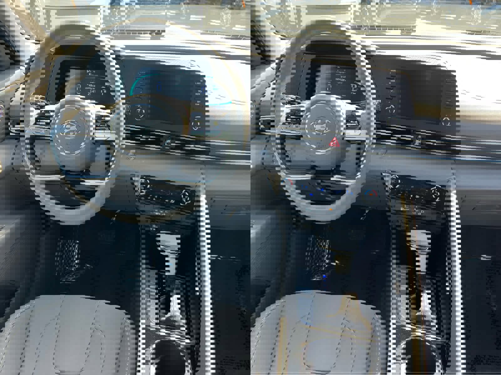 New 2026 Hyundai Elantra Blue FWD image 24