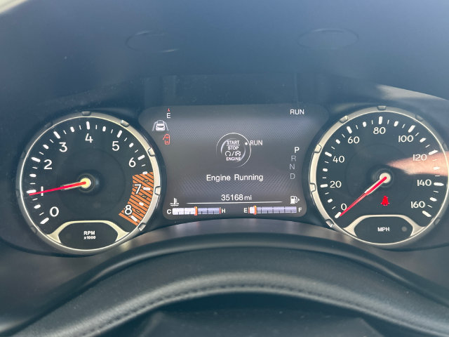 Used 2022 Jeep Renegade Latitude AWD/4WD image 24