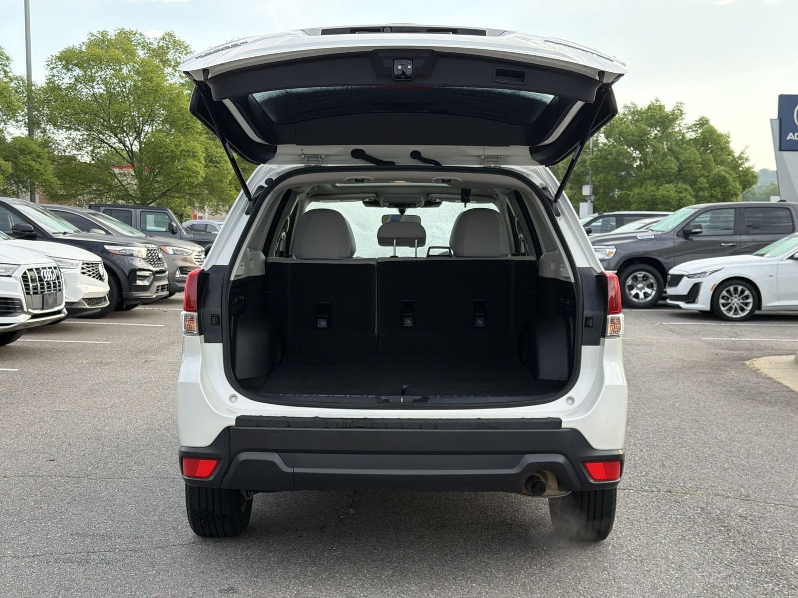 Used 2023 Subaru Forester Premium AWD/4WD image 14