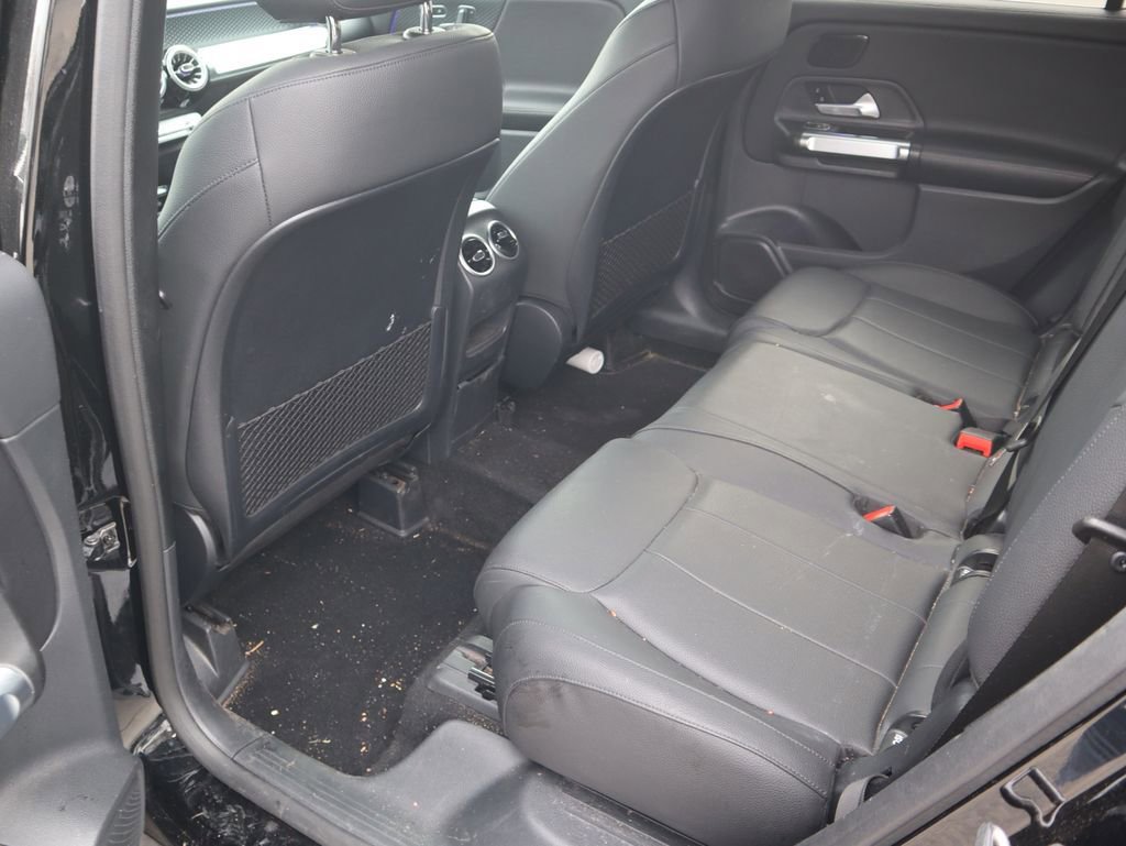 Certified 2025 Mercedes-Benz GLB 250 image 10