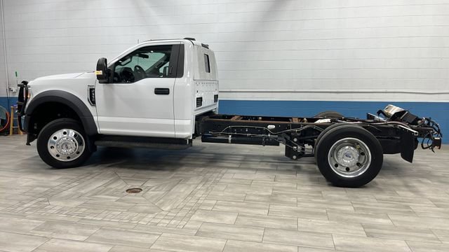 Used 2022 Ford F550 2WD Regular Cab Super Duty w/ XLT Value Package image 4