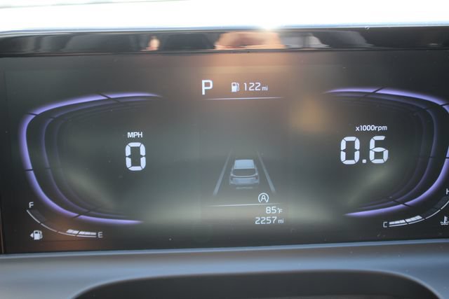 Used 2025 Kia Seltos LX AWD/4WD image 16