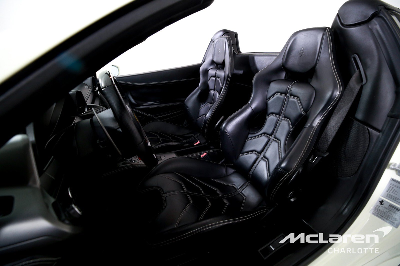 Used 2014 Ferrari 458 Spider RWD image 12