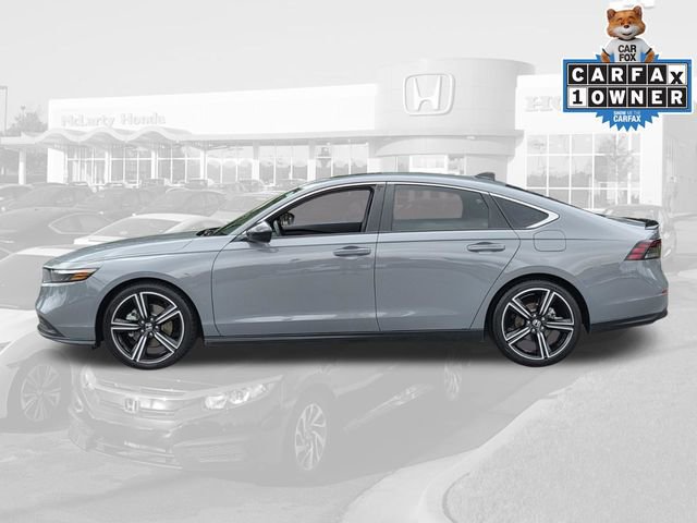 Used 2023 Honda Accord Sport image 2