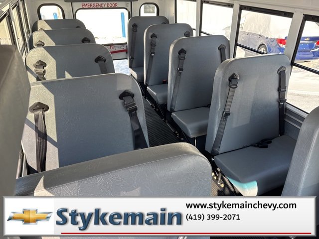 Used 2013 Chevrolet Express 3500 w/ School Bus Package image 4