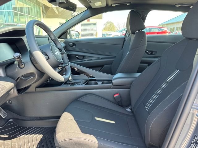 New 2026 Hyundai Elantra SEL Sport Premium FWD image 11