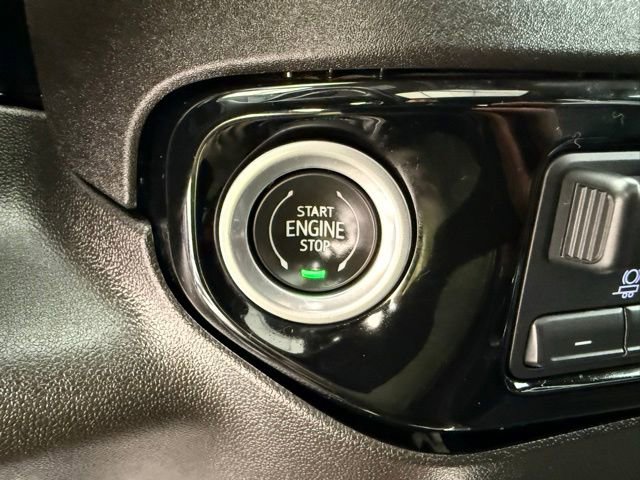 Used 2024 GMC Sierra 3500 SLT w/ SLT Premium Package image 47