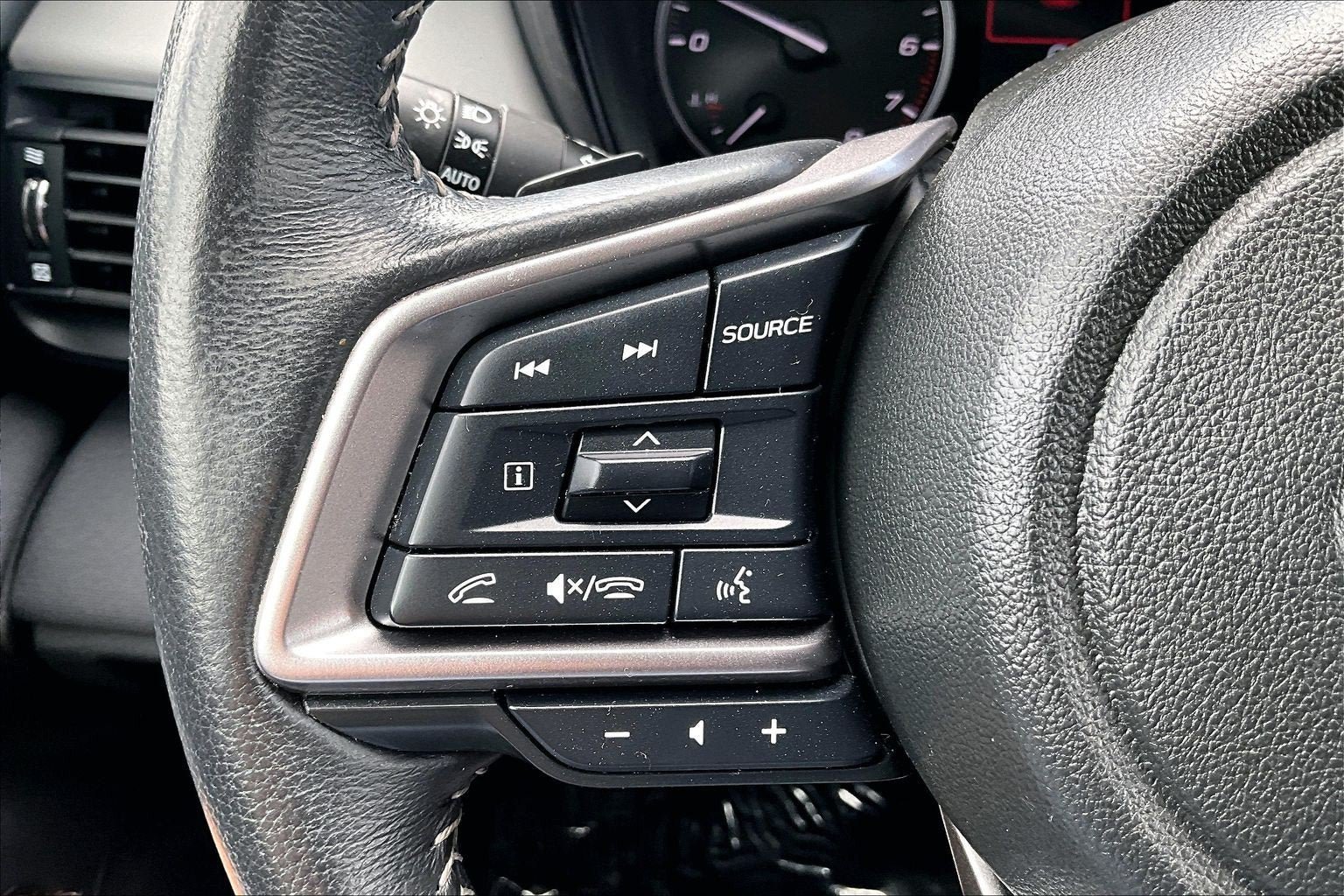 Used 2023 Subaru Outback Premium AWD/4WD image 16