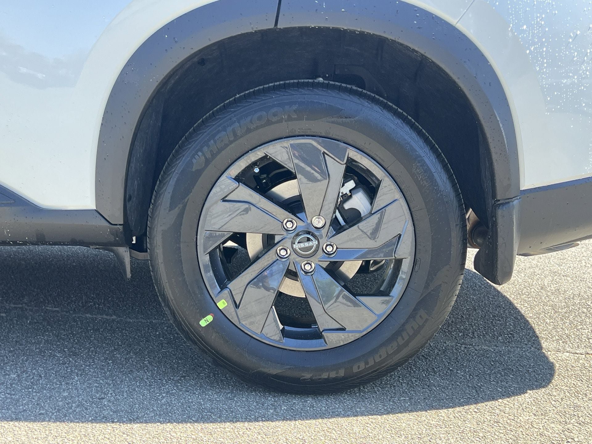 New 2026 Nissan Rogue SV AWD/4WD image 27