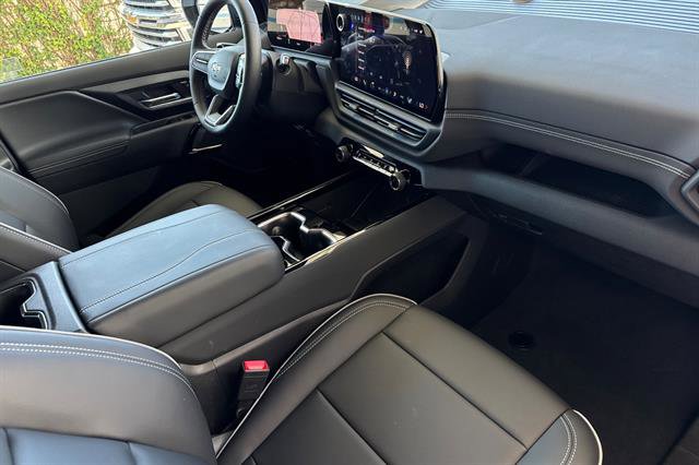 New 2026 Chevrolet Silverado EV LT image 17