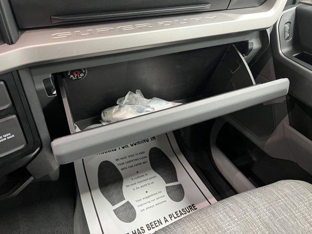 Used 2023 Ford F350 XLT image 39