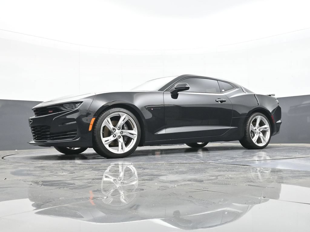 Used 2019 Chevrolet Camaro SS RWD image 42