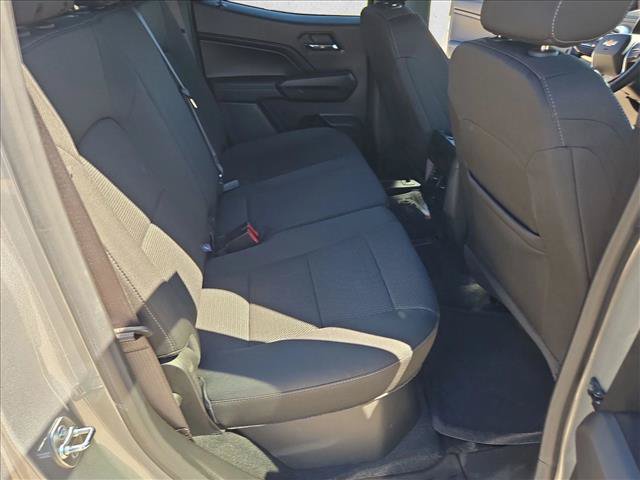 Used 2025 Chevrolet Colorado LT RWD image 17