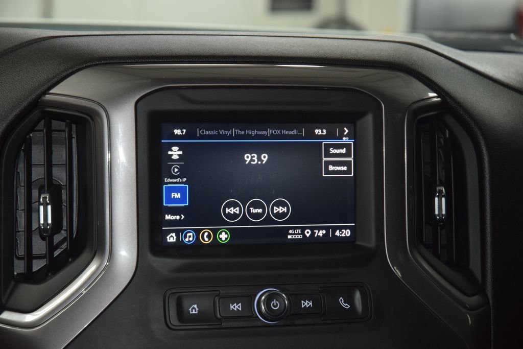 Used 2024 Chevrolet Silverado 2500 Custom w/ Custom Value Package image 24