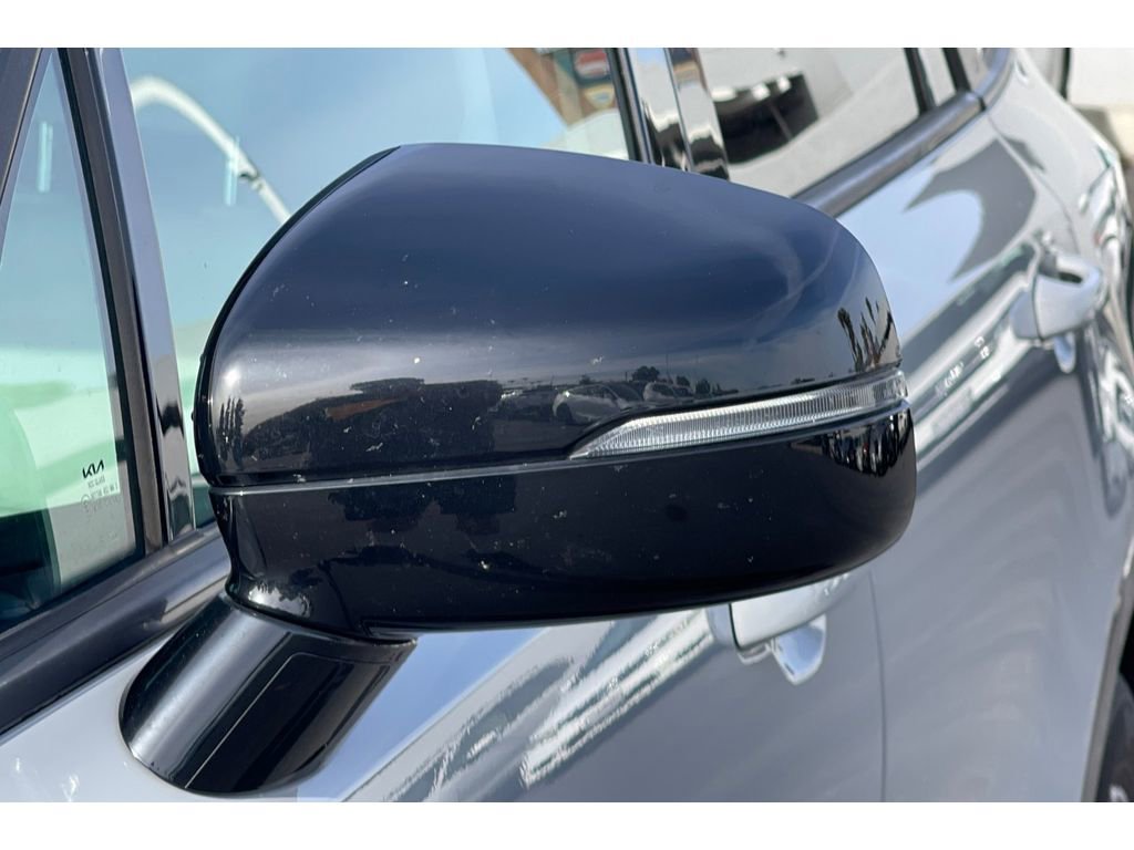 Used 2022 Kia Sorento EX w/ Panoramic Sunroof Package image 20