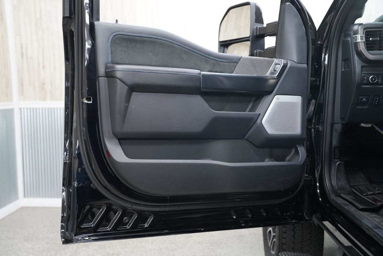 Used 2025 Ford F250 Platinum image 25