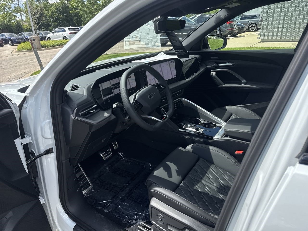 New 2026 Audi SQ5 Premium Plus AWD/4WD image 2