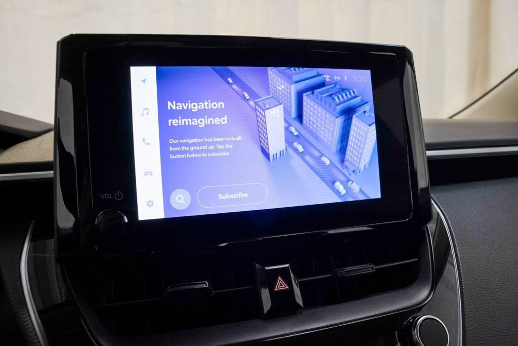 Used 2024 Toyota Corolla LE image 12