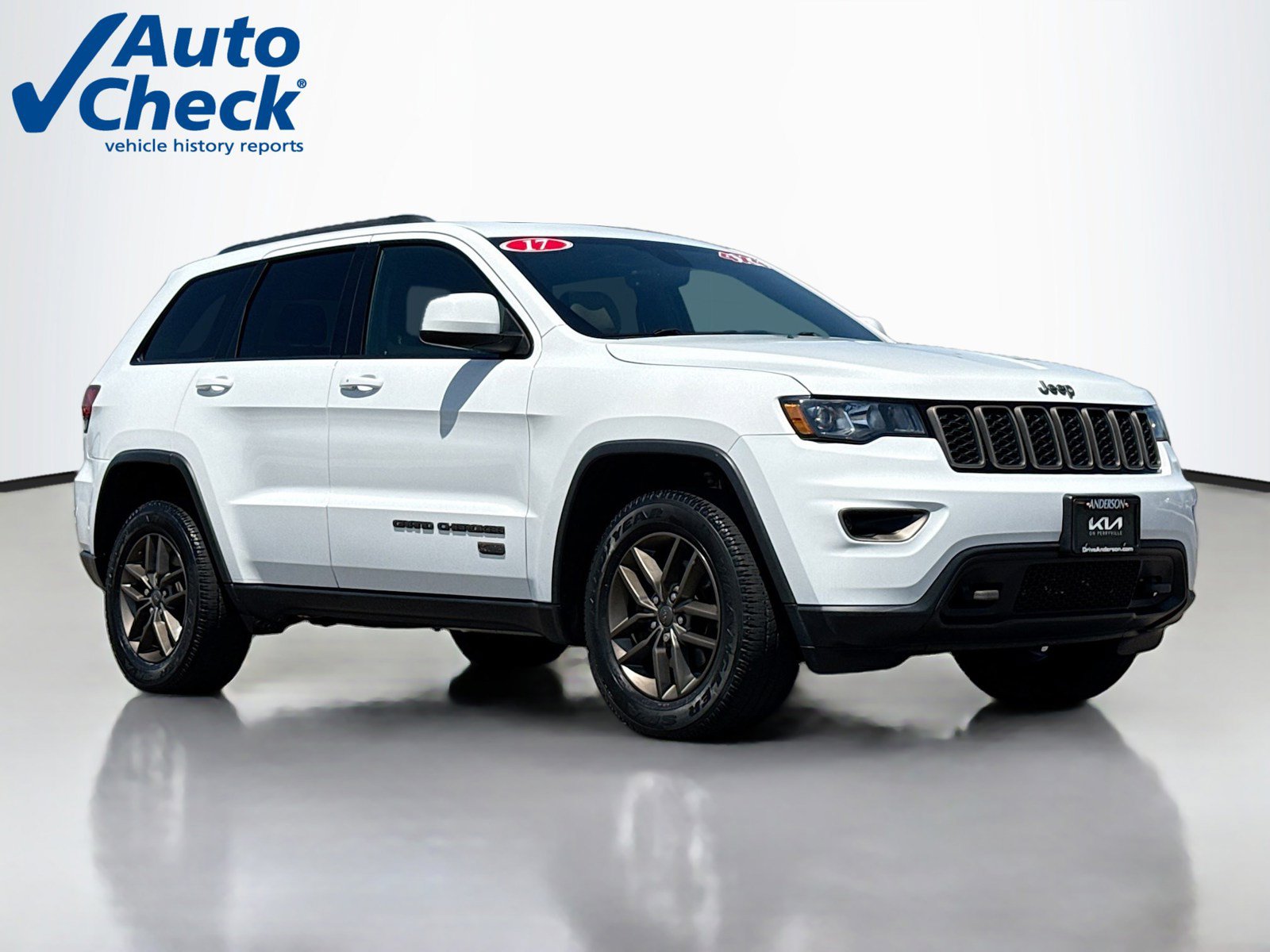 Used 2017 Jeep Grand Cherokee Laredo