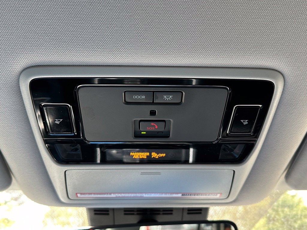 Used 2024 Toyota Grand Highlander AWD image 26