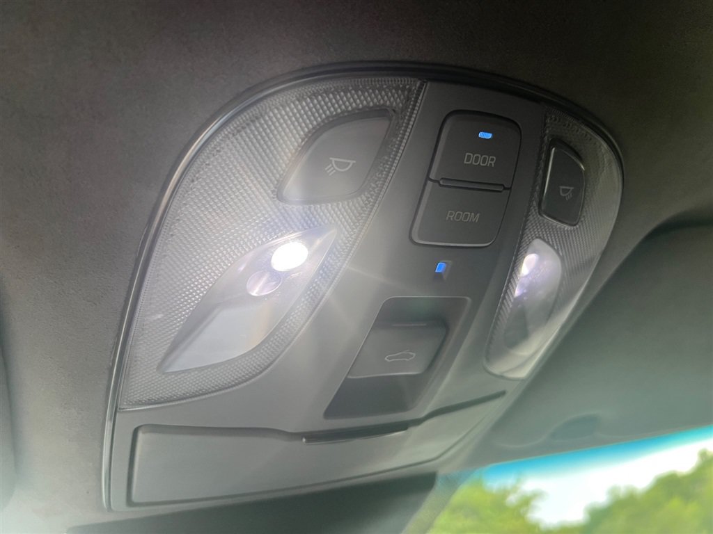 Used 2015 Hyundai Equus Signature RWD image 38