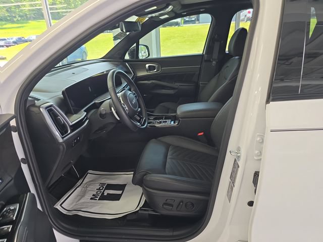 Certified 2025 Kia Sorento SX Prestige AWD/4WD image 14