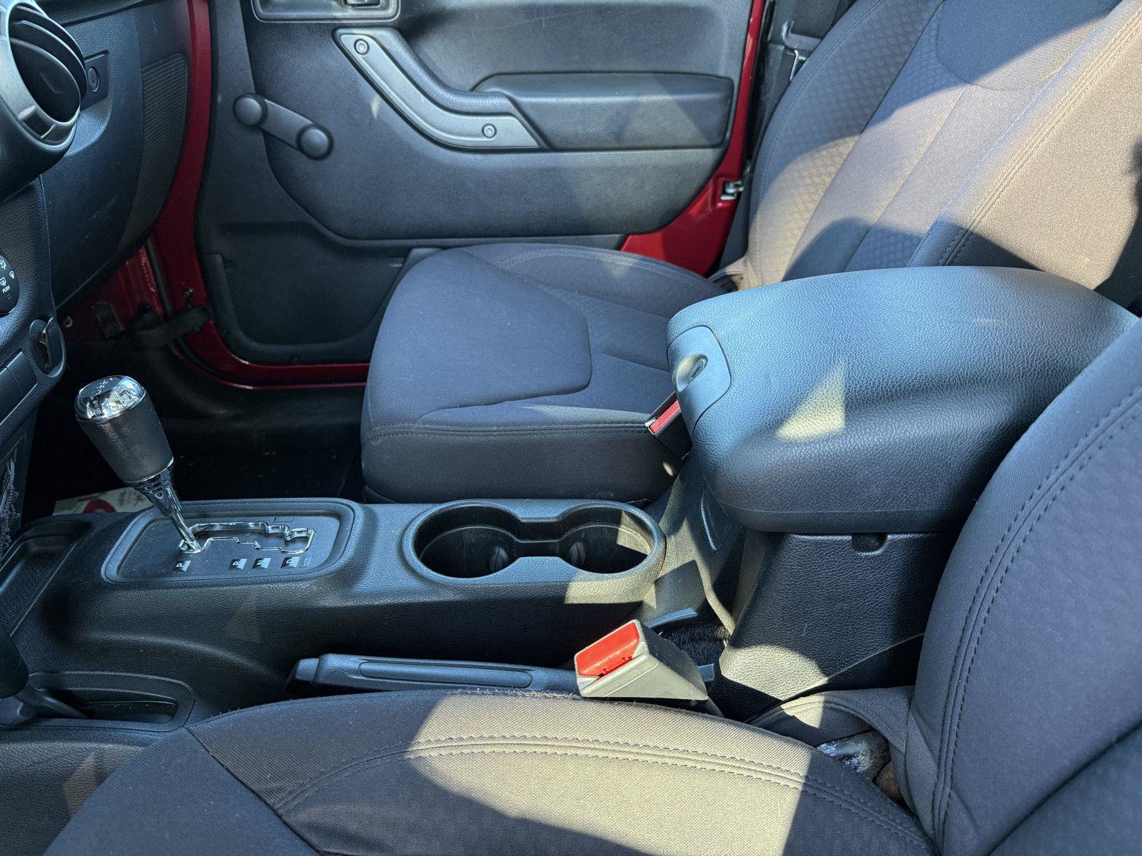 Used 2013 Jeep Wrangler Sport AWD/4WD image 20