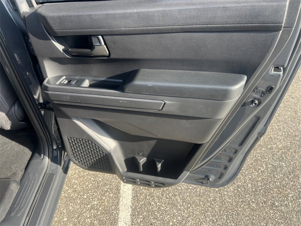 Used 2025 Toyota Tacoma SR image 23