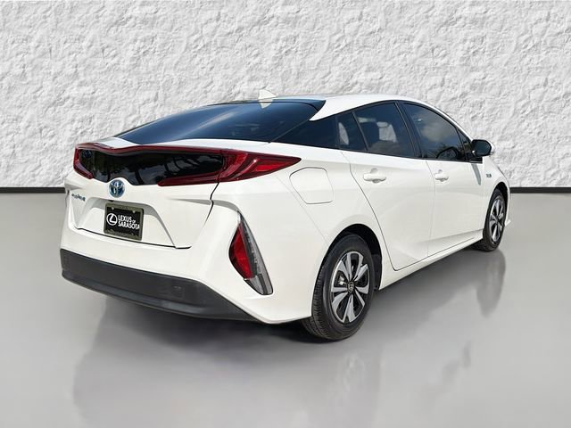 Used 2019 Toyota Prius Prime Plus FWD image 3