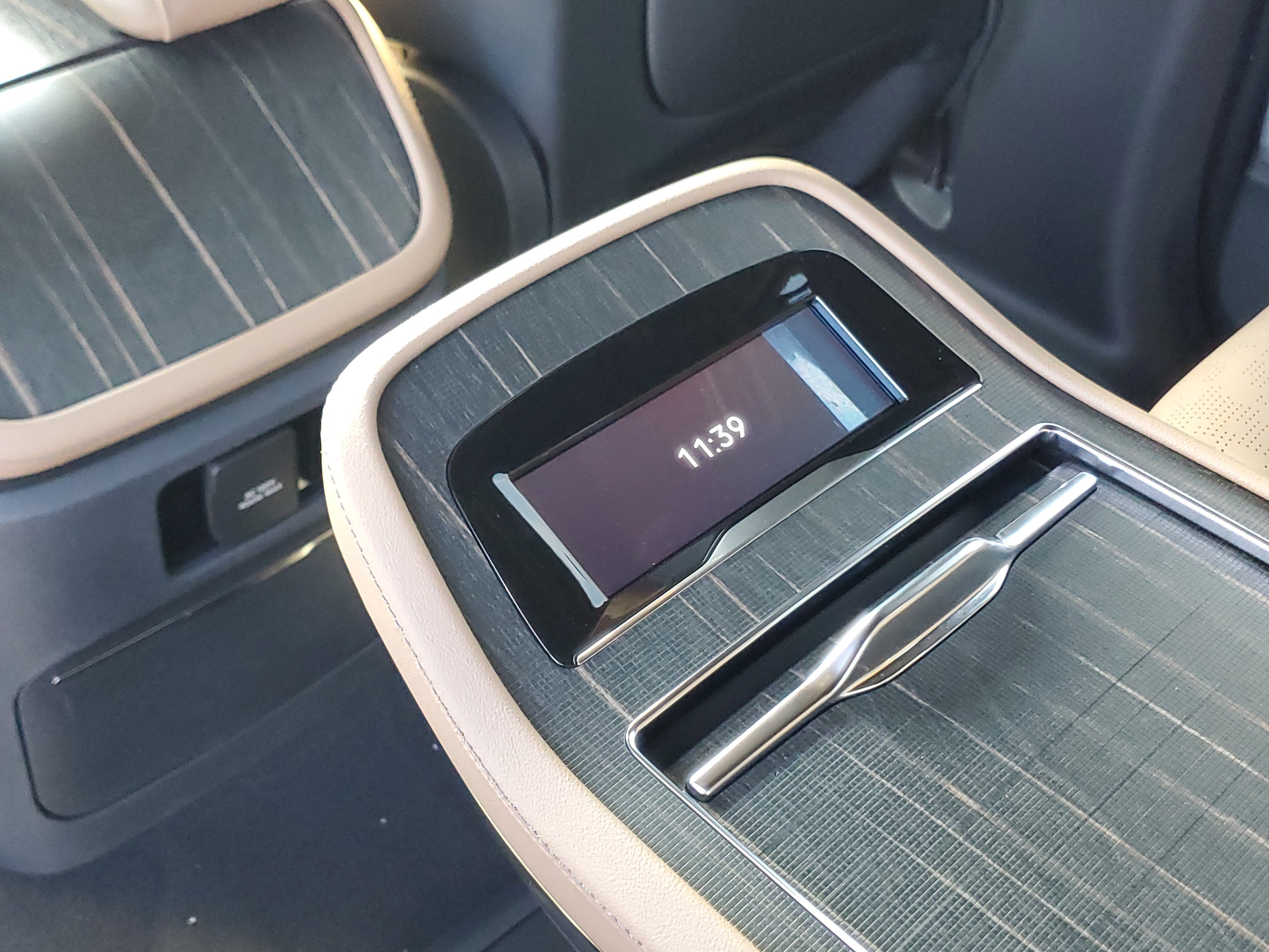 New 2027 Lincoln Navigator Black Label AWD/4WD image 30