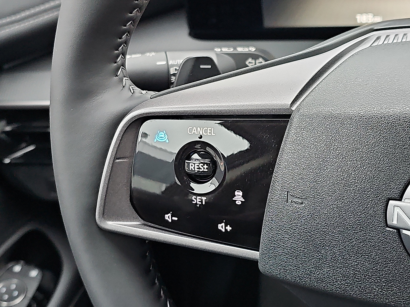 Certified 2025 Nissan Murano SV AWD/4WD image 22
