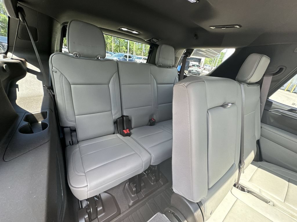 Certified 2022 GMC Yukon SLT w/ SLT Premium Package AWD/4WD image 27