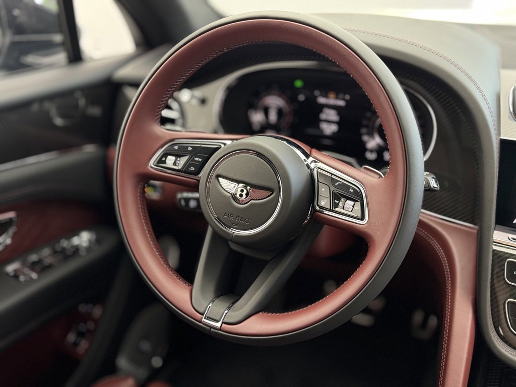 New 2025 Bentley Bentayga image 45