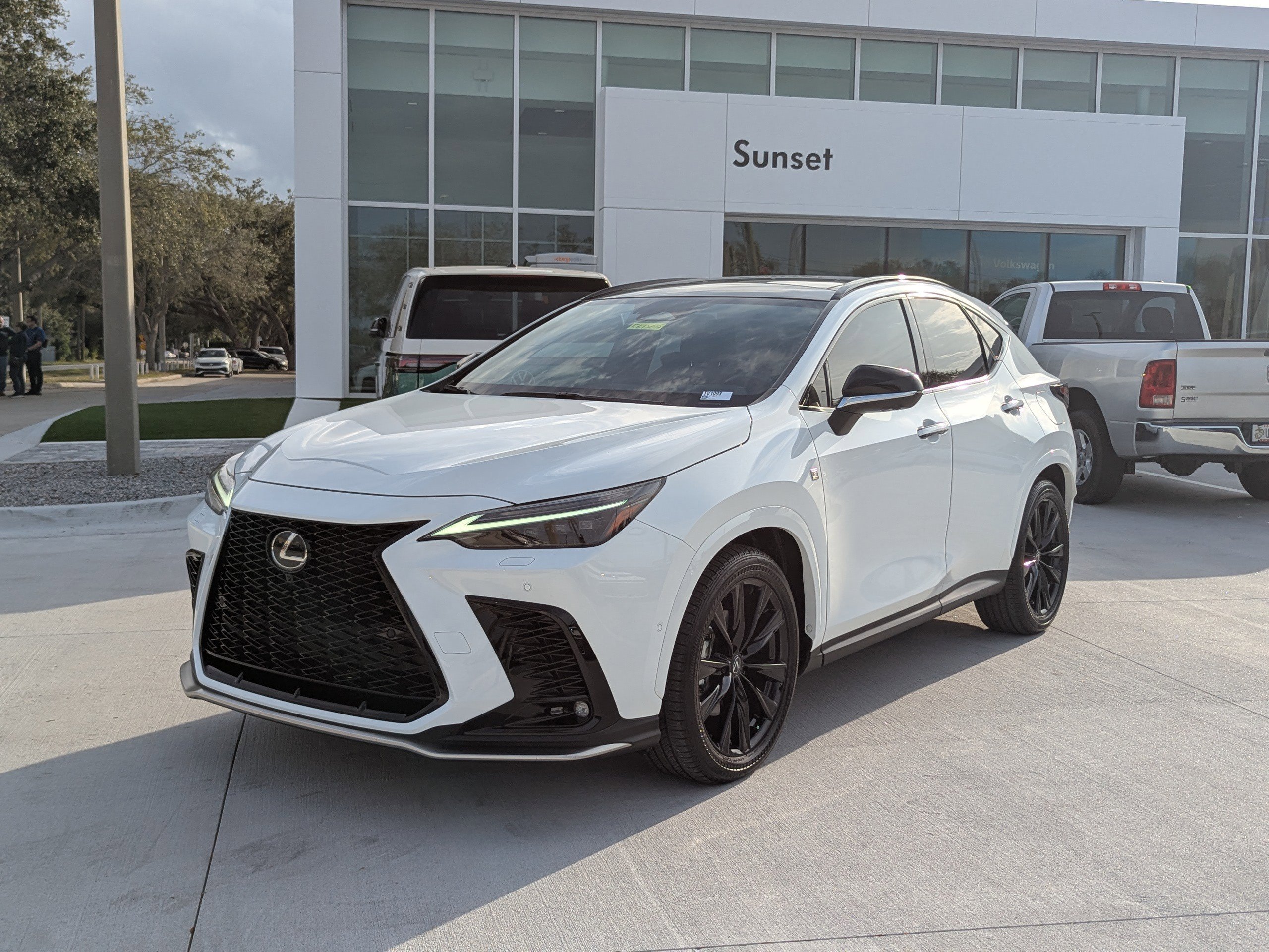 Used 2025 Lexus NX 450h+ F Sport w/ Accessory Package (2T) image 3