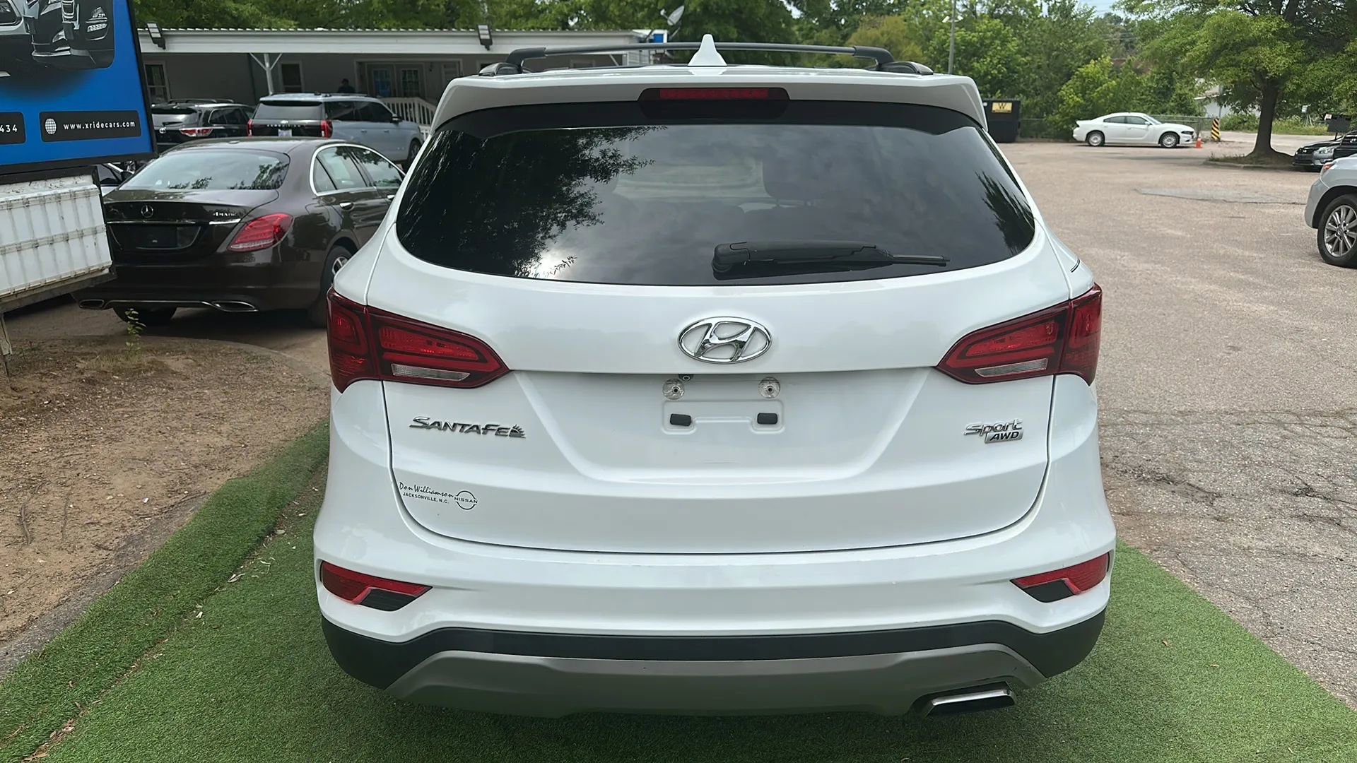 Used 2017 Hyundai Santa Fe Sport AWD/4WD image 6