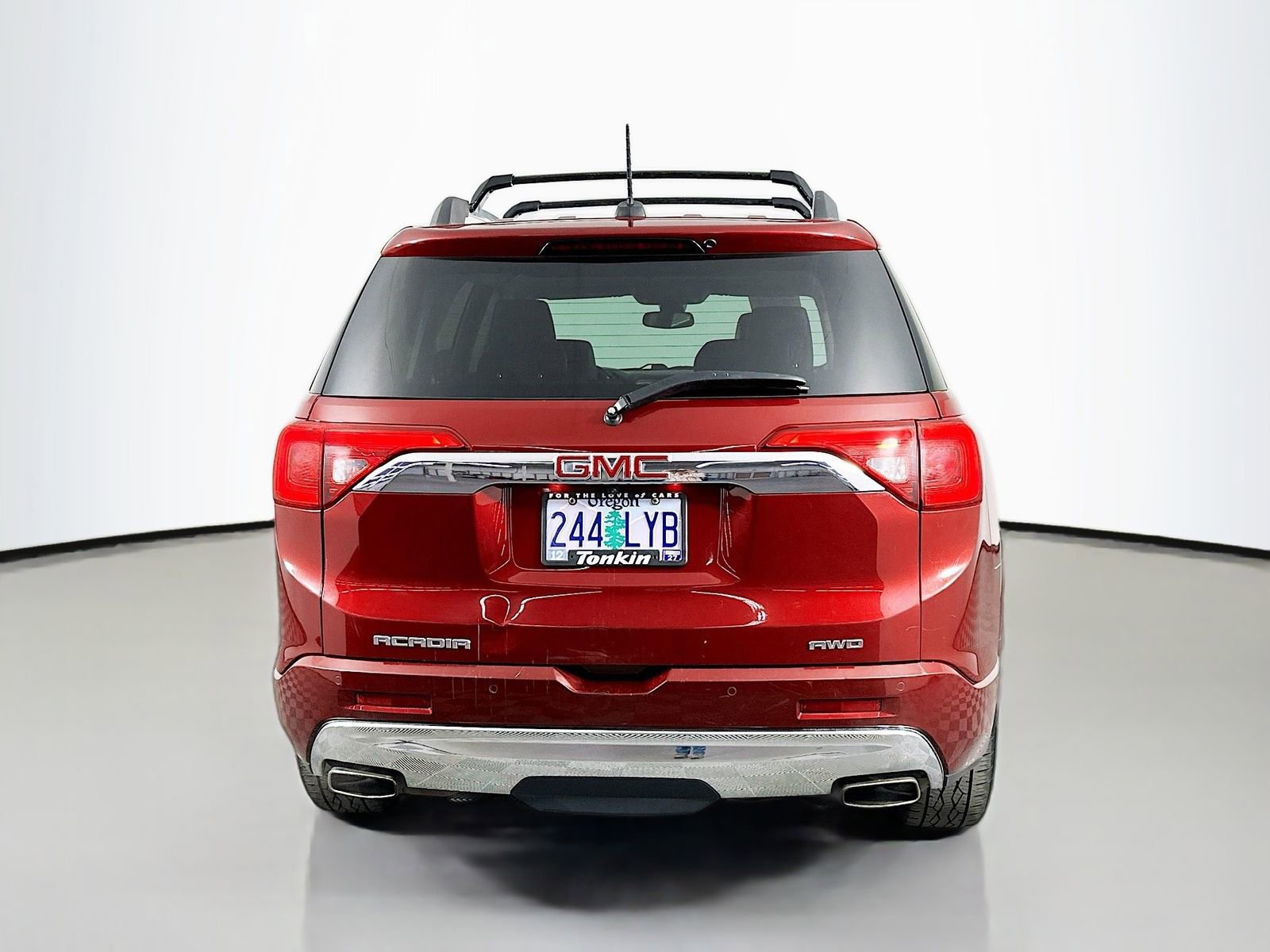 Used 2017 GMC Acadia Denali w/ Technology Package image 7