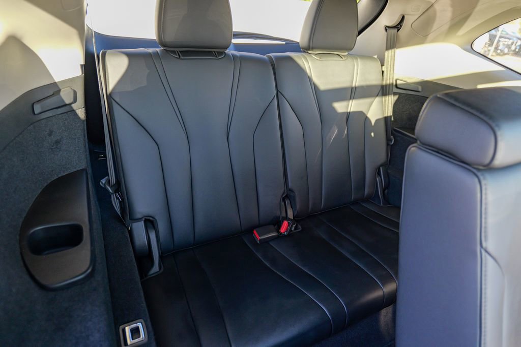 Used 2023 Acura MDX SH-AWD image 35