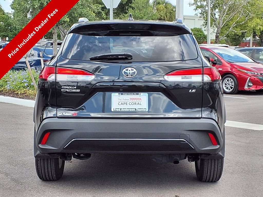 Used 2024 Toyota Corolla Cross LE FWD image 6