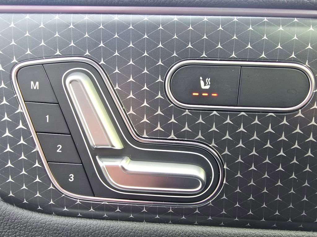 Certified 2025 Mercedes-Benz GLA 250 4MATIC image 5