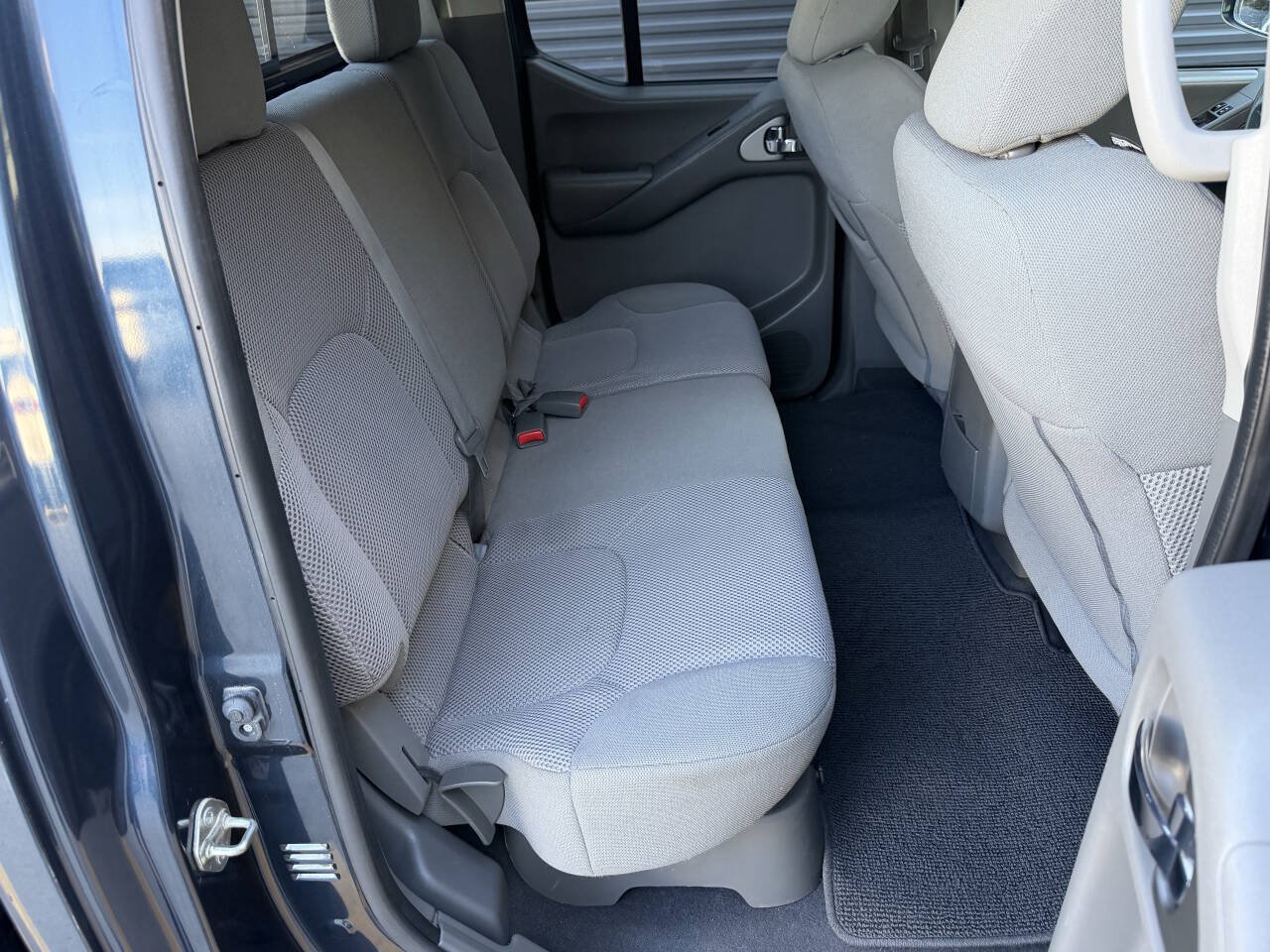 Used 2019 Nissan Frontier SV AWD/4WD image 19