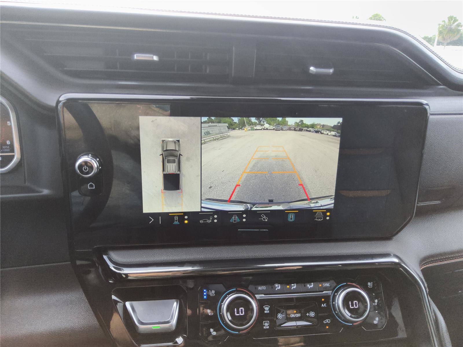 Used 2023 GMC Sierra 1500 AT4 w/ AT4 Premium Package AWD/4WD image 38