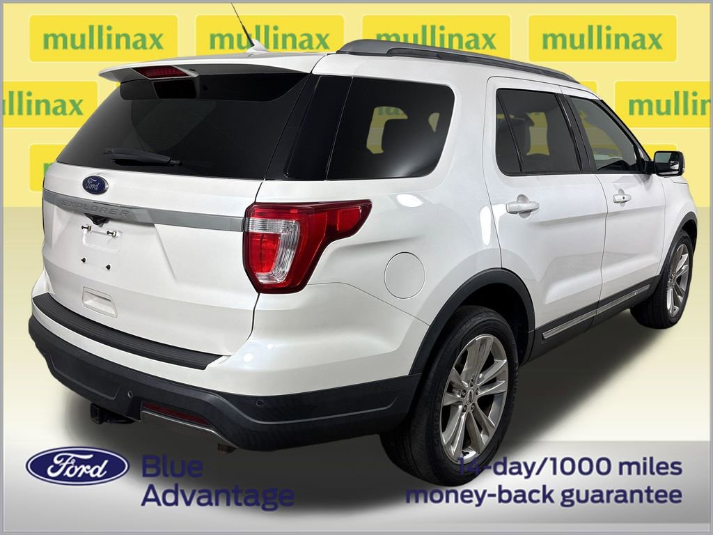 Certified 2019 Ford Explorer XLT w/ Equipment Group 202A image 4